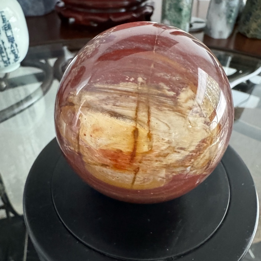 Large Petrified wood sphere from Madagascar. Beautiful pattern, very nice polish